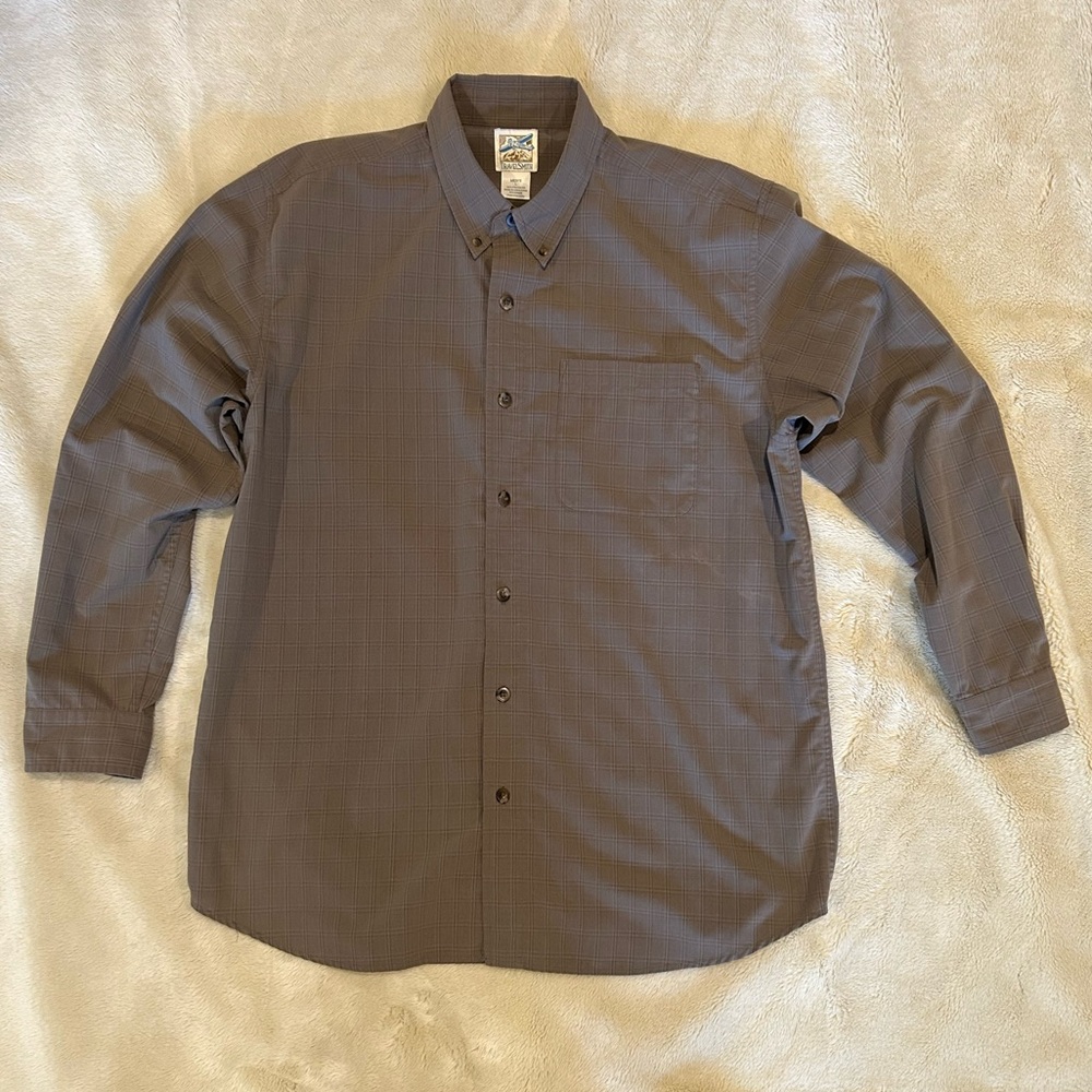 TravelSmith Men's Taupe button-front Shirt XL